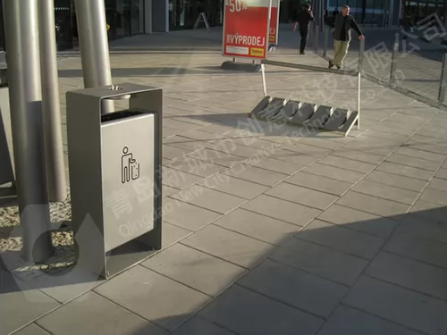 公共垃圾桶设计