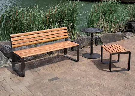 防腐木带座座椅