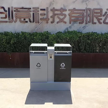 户外分类垃圾桶