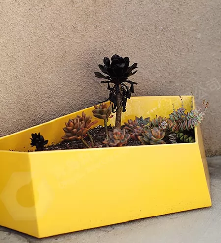异形花箱定制