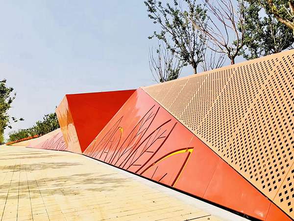 莱阳五龙河折线景墙项目